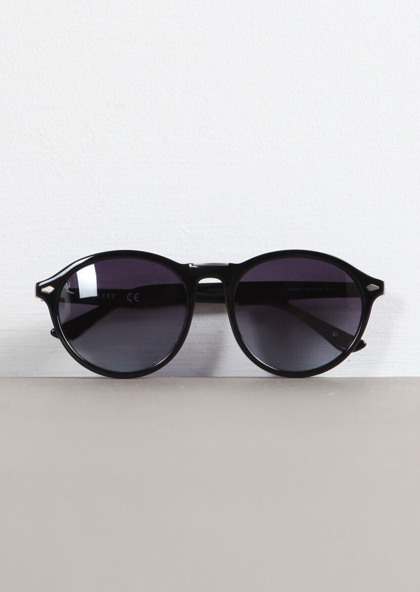 Black Glasses - 1