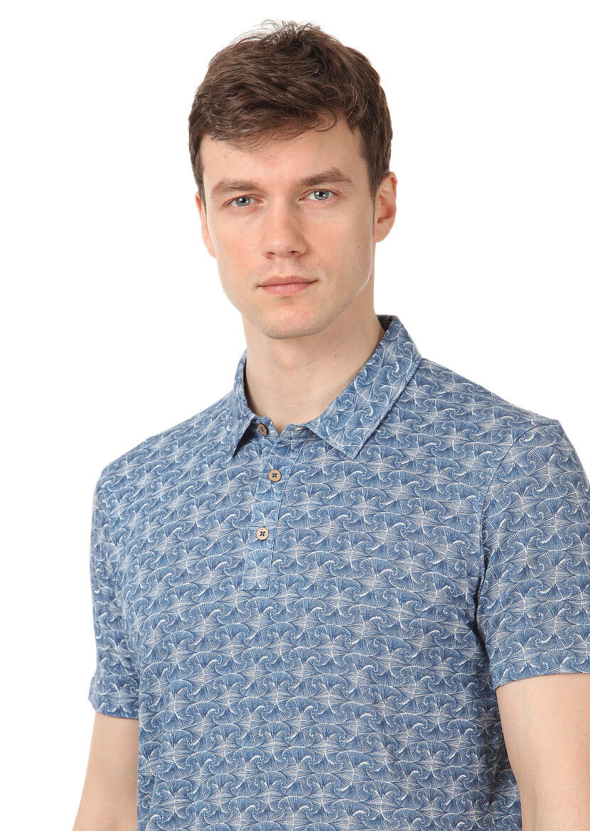 İndigo Baskılı Polo Yaka Keten Karışımlı T-Shirt 