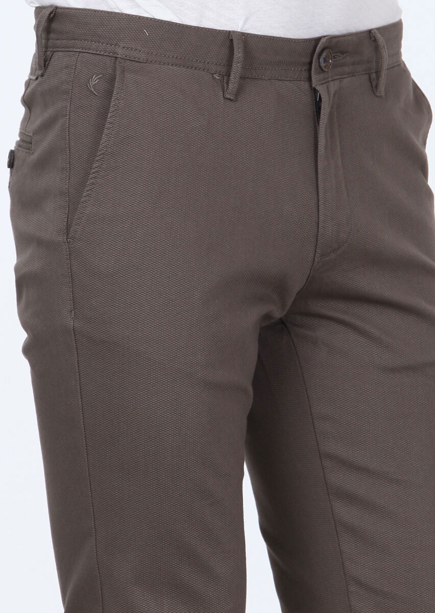 Kahverengi Dokuma Regular Fit Casual Pamuk Karışımlı Pantolon - 3