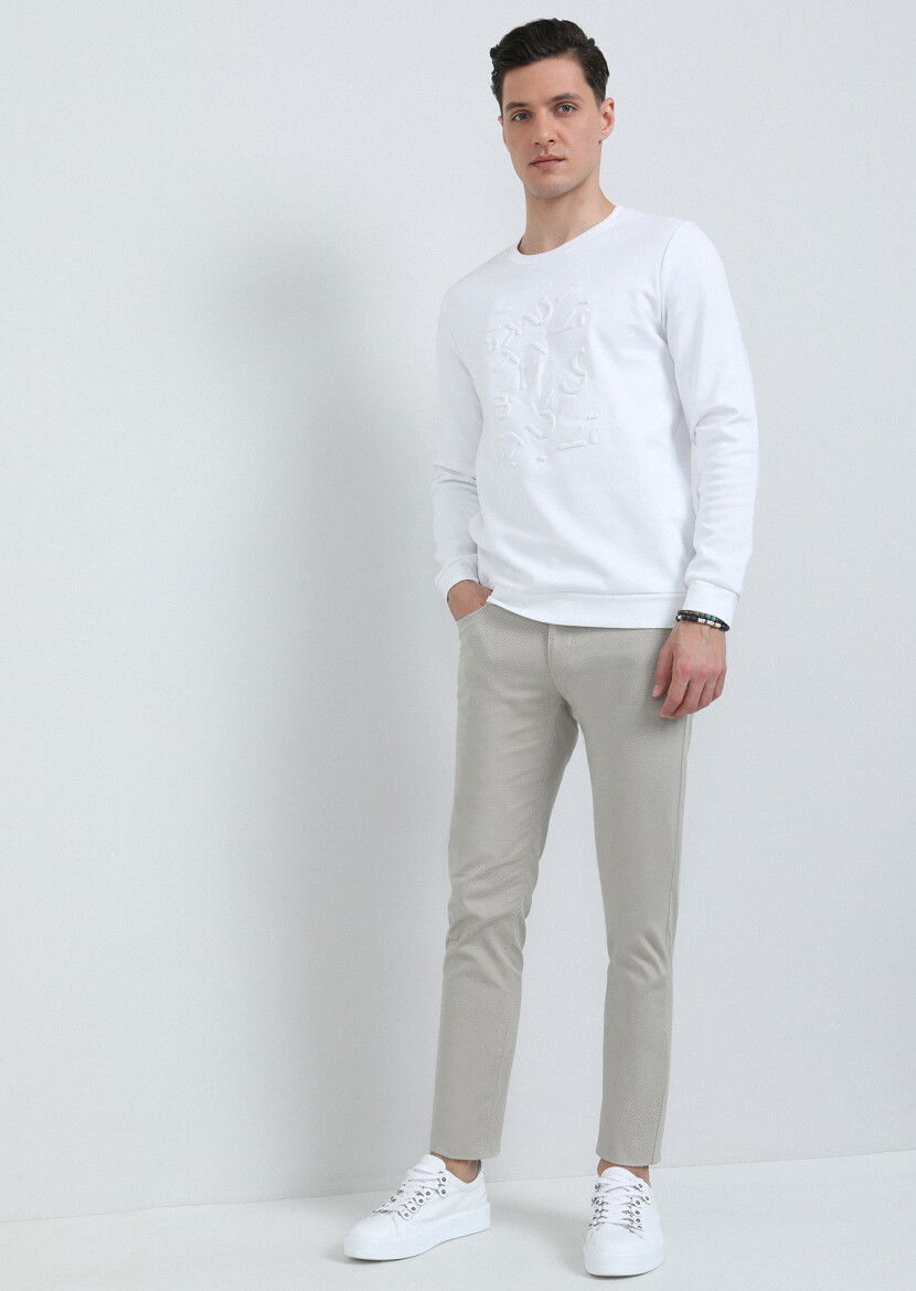Kırık Beyaz Baskılı Sweatshırt - 3