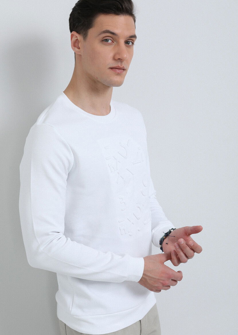 Kırık Beyaz Baskılı Sweatshırt - 4
