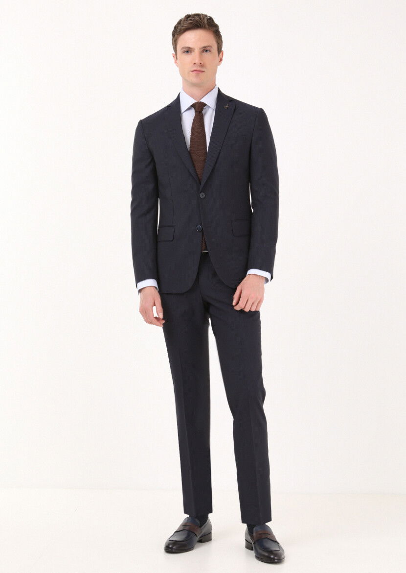 Lacivert Çizgili Zeroweight Slim Fit %100 Yün Takım Elbise - 1
