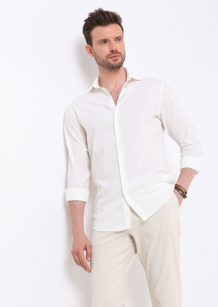 White Slim Fit Weaving Casual Cotton Blended Shirt 